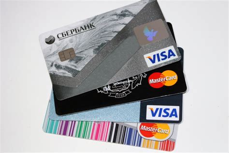 Report loss or unauthorised use of Credit Card .